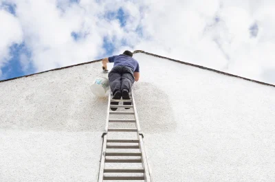 Peinture extérieure à la Roche-l'Abeille — façades et ravalement
